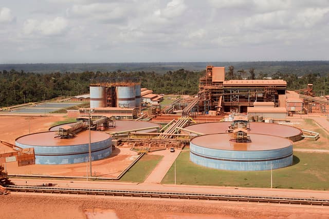 Área de bauxita e alumina da Hydro no Brasil recebe certificação internacional