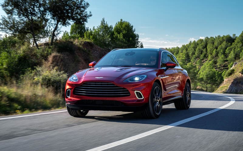 Leve e potente, primeiro SUV da Aston Martin tem carroceria de alumínio
