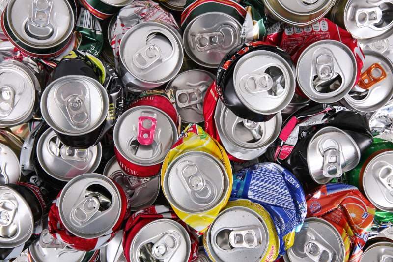 Brasil mantém a liderança mundial na reciclagem de latas de alumínio