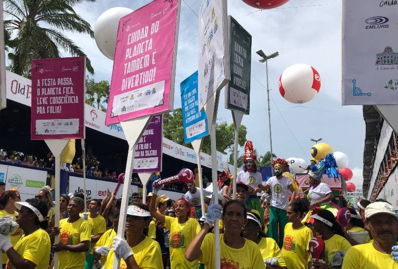 Novelis e Ball coletam mais de 14 t de resíduos para reciclagem nos desfiles do Galo da Madrugada