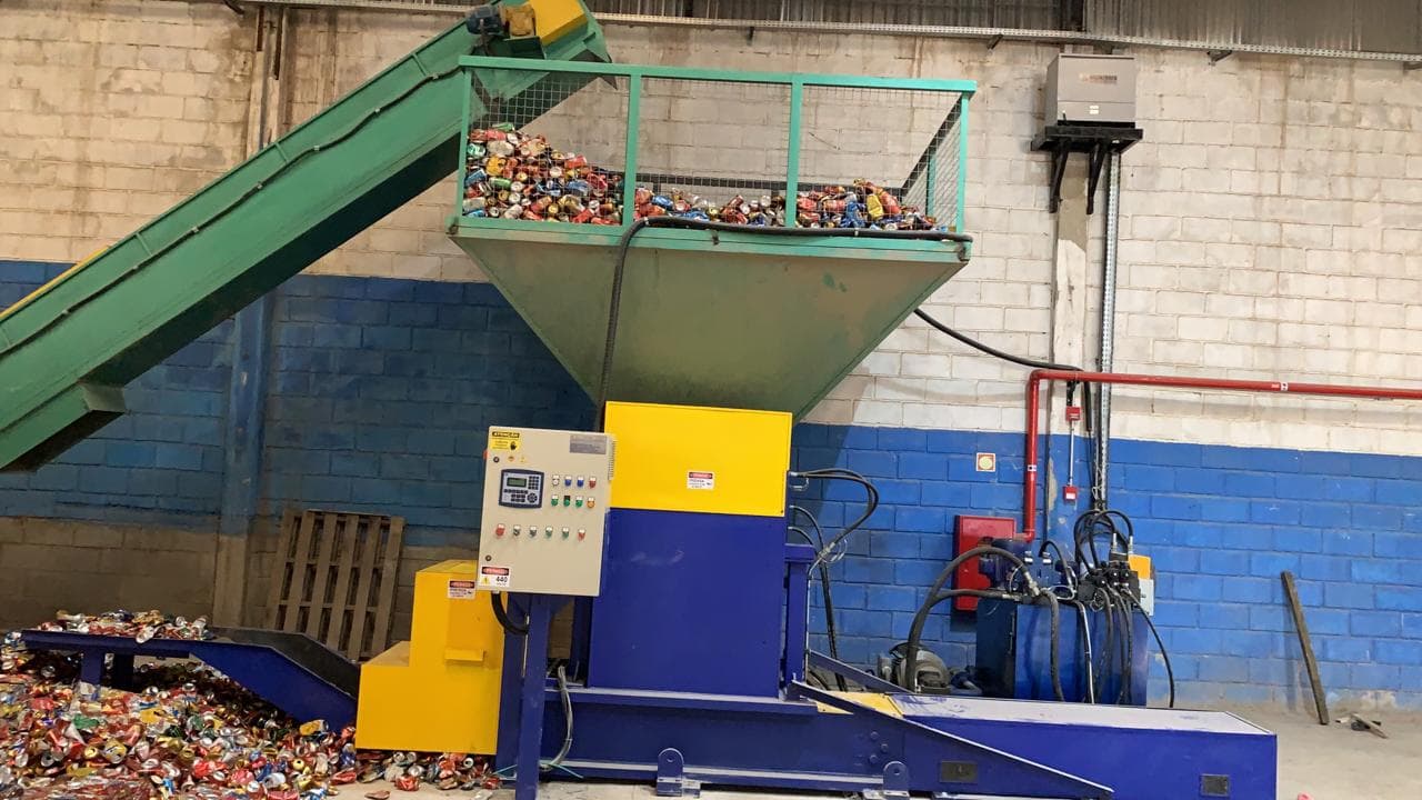 Novelis inaugura centro de coleta de latas de alumínio no Rio de Janeiro