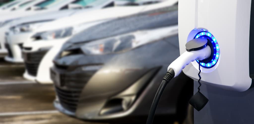 EUA deve ter 100% da frota oficial com modelos elétricos até 2035