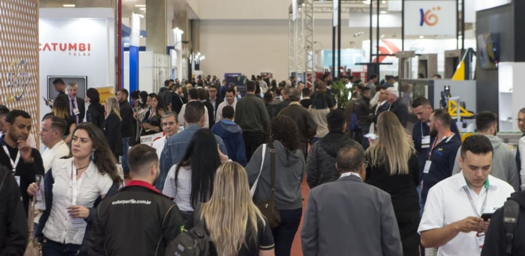 Empresas do setor do alumínio levam novidades em esquadrias para a Fesqua 2022