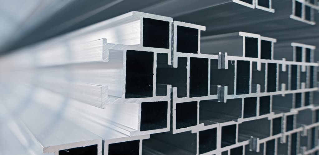 “Consumo de alumínio tem queda de 3,6% em 2022”, afirma ABAL