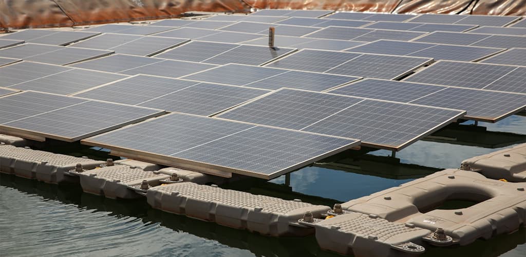 Energia solar ilumina o caminho da indústria de alumínio rumo a um metal mais verde