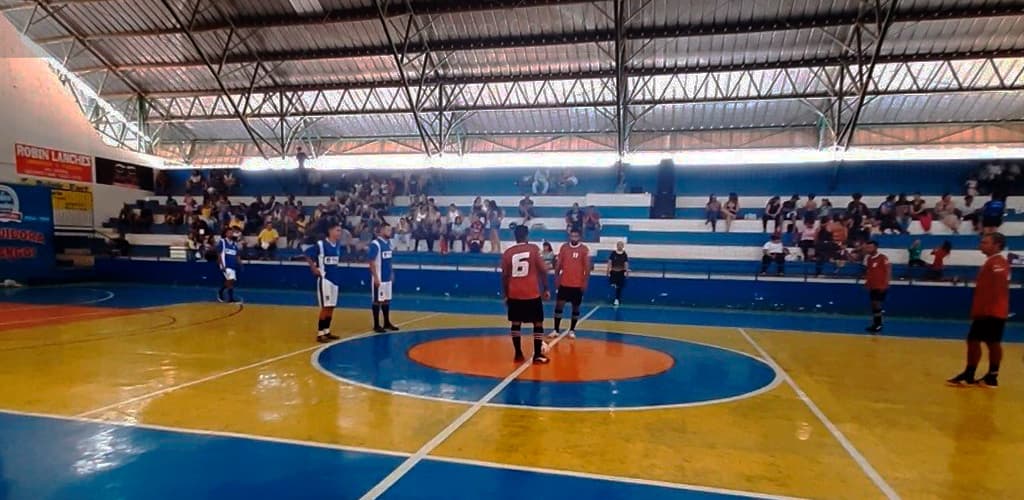 CBA e Instituto Votorantim promovem futsal em Niquelândia (GO)