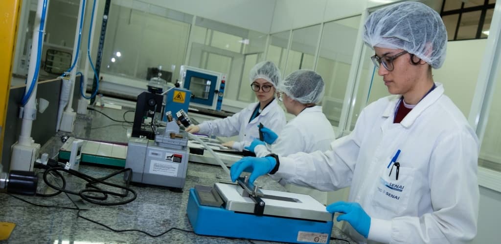 CBA e Senai unem forças para nacionalizar folhas de alumínio em baterias de íons-lítio