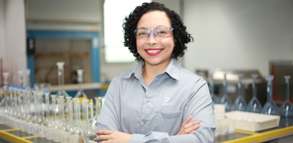 Hydro fecha parceria com pesquisadora australiana para impulsionar projetos voltados à descarbonização