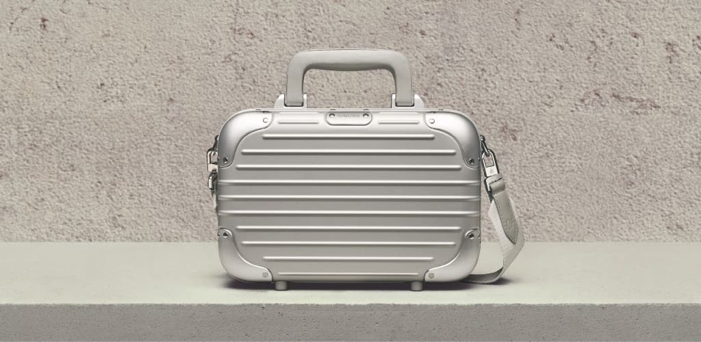 Rimowa apresenta bolsa de alumínio