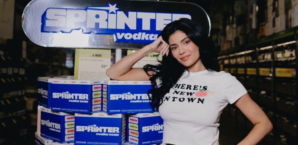 Kylie Jenner lança novo sabor da Sprinter em lata de alumínio