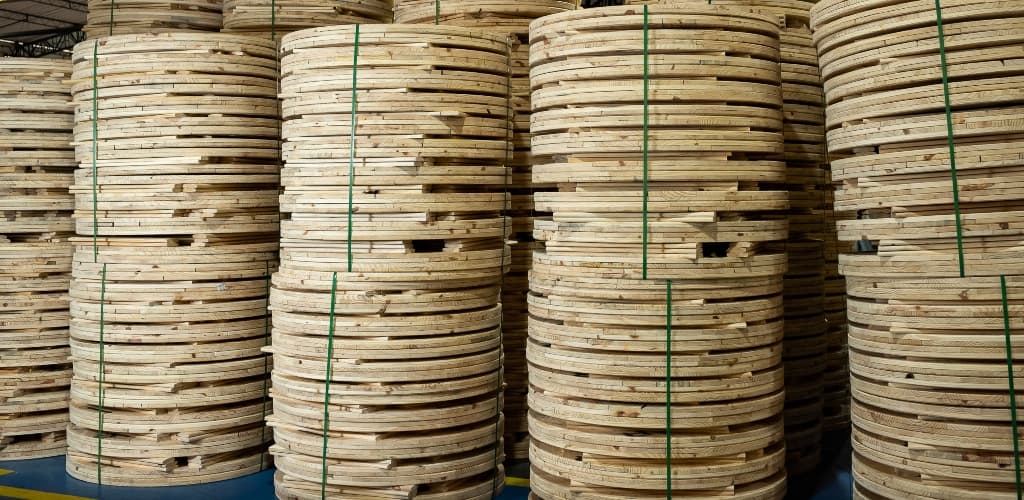 Alubar inicia produção de carretéis para cabos de alumínio