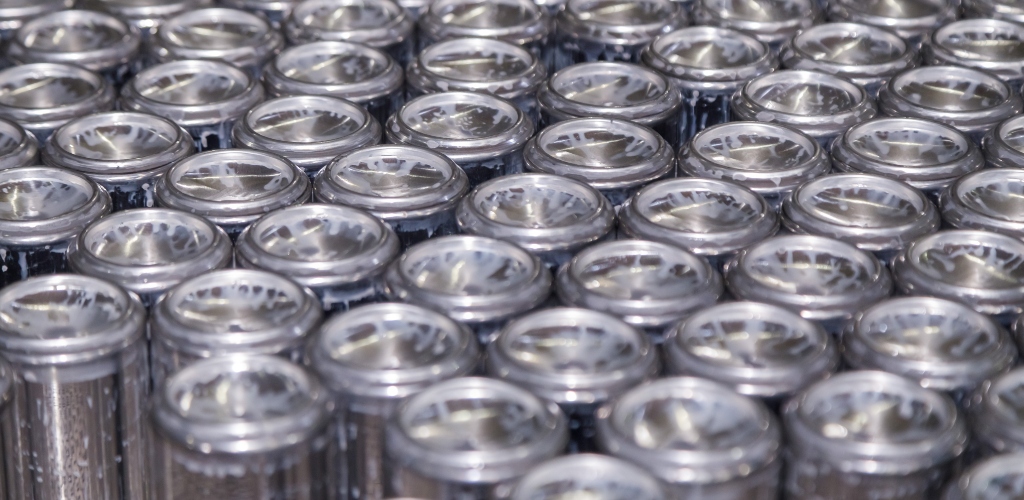 Segurança da embalagem vira fator decisivo e impulsiona consumo de latas no Brasil