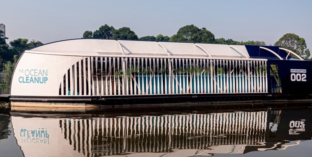 Hydro fornece alumínio para interceptador de lixo plástico em rios