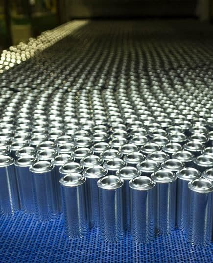 Henkel prevê crescimento das vendas para a indústria de latas de alumínio