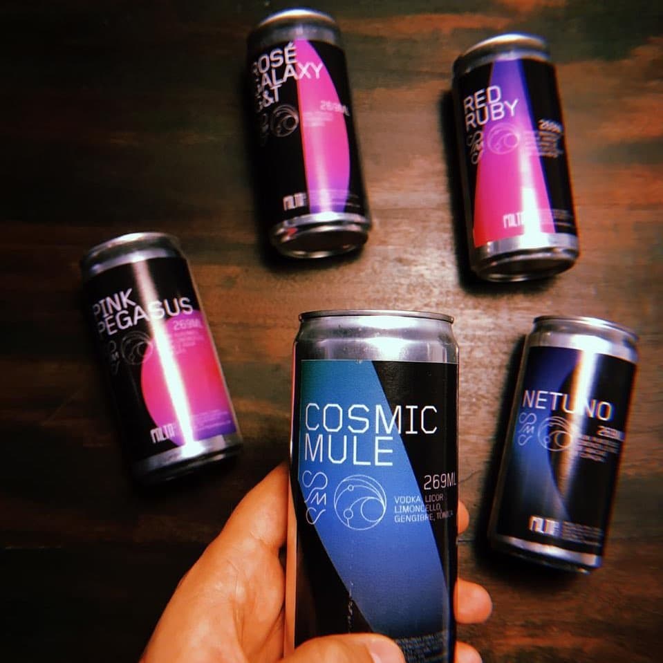 Bar famoso de Curitiba lança drinques em latinha de alumínio