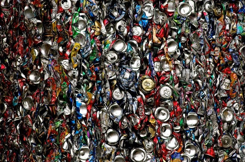 Indústria do alumínio dribla desafios para garantir índice de reciclagem de latinhas em 2020