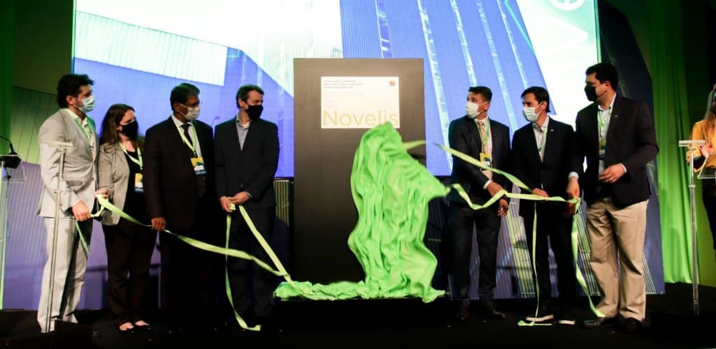 Com planos de investir mais R$ 3,5 bilhões no Brasil, Novelis inaugura expansão em Pindamonhangaba (SP)