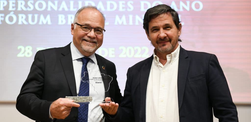 Ricardo Carvalho é reconhecido como Personalidade do Ano pela revista ‘Brasil Mineral’
