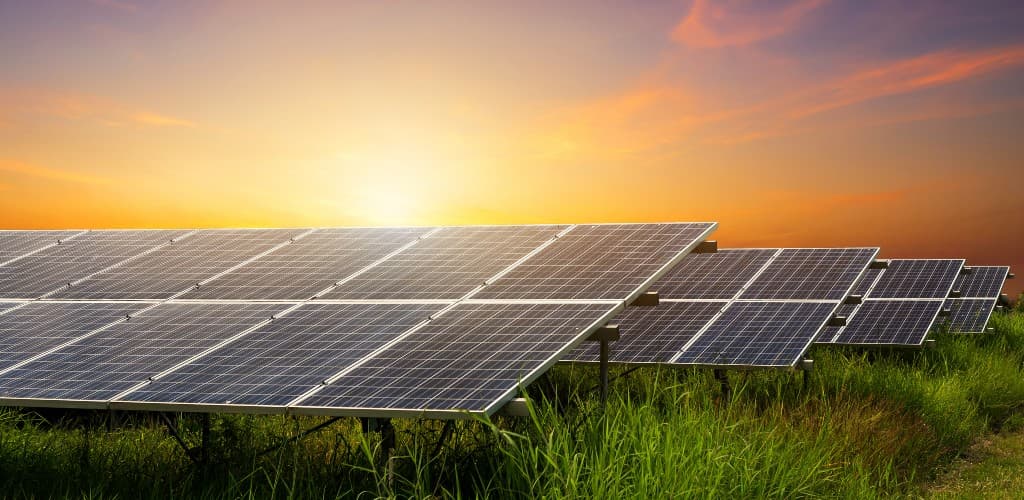 Albras firma acordo com a Hydro Rein e Atlas Renewable Energy em projeto de energia solar em Minas Gerais