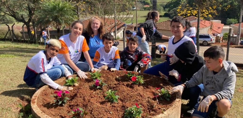 Voluntários da Alcoa promovem 6ª edição do Action em Divinolândia (SP)