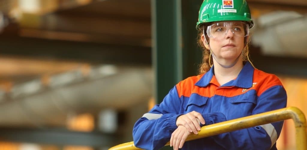 Profissionais do alumínio: conheça a história de Roberta Soares, vice-presidente de Operações da Novelis