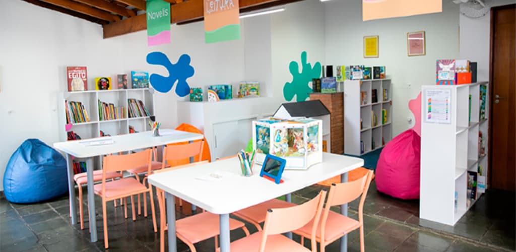 Com patrocínio da Novelis, projeto de leitura chega em instituição de Pindamonhangaba (SP)