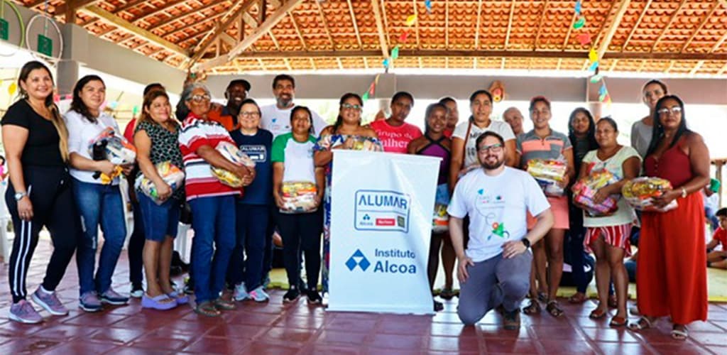 Voluntários da Alumar promovem ação solidária em escola rural de São Luís