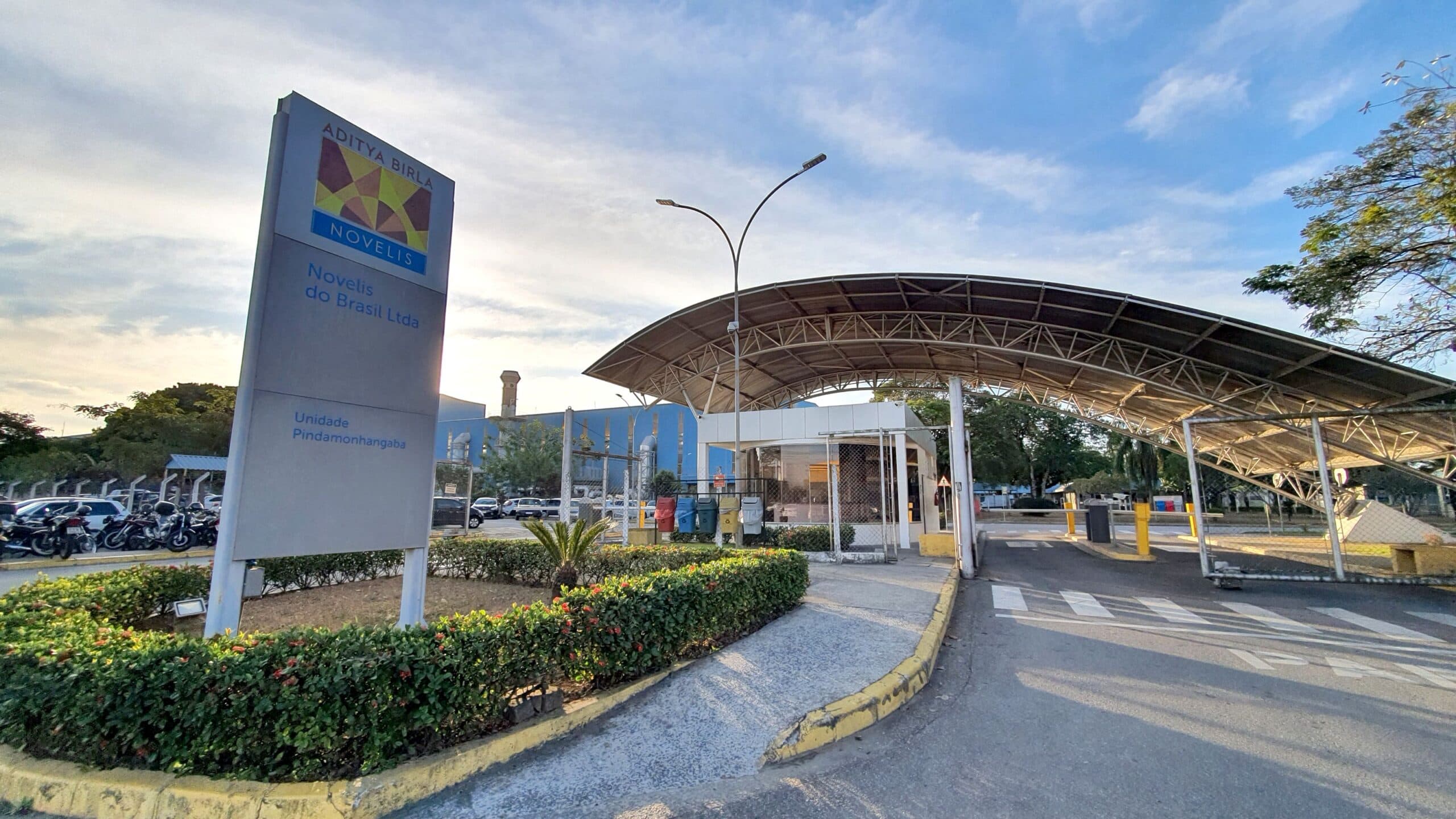 Novelis inicia processo seletivo para estagiários