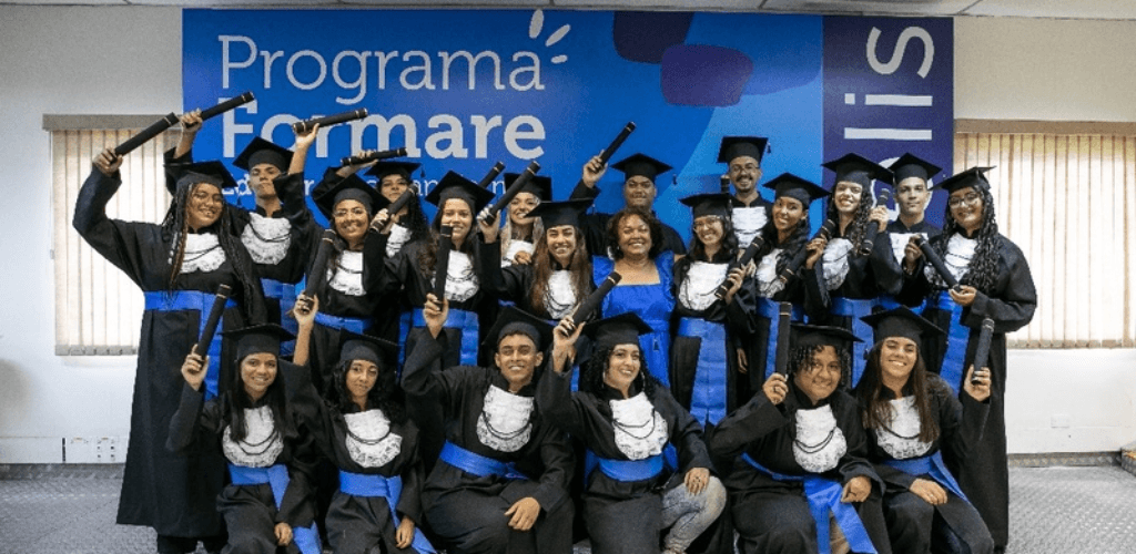 Novelis gradua 1ª turma do Programa Formare