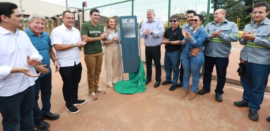 Hydro Alunorte recebe governador do Pará em estação de gás natural
