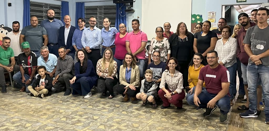 Alcoa Poços de Caldas promove diálogo com a comunidade de Divinolândia (SP)