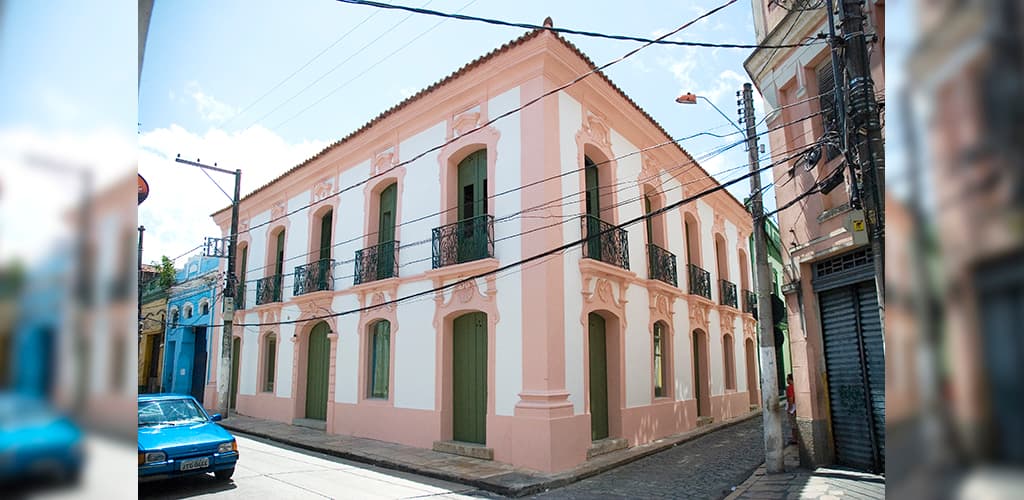 Casa Rosada da Alubar torna-se ponto de encontro da sustentabilidade durante a COP 30