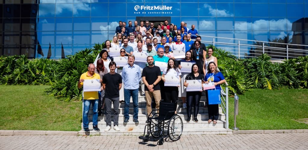 Campanha em Santa Catarina converte lacres de alumínio em cadeiras de rodas